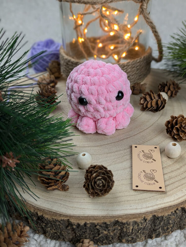 peluche poulpe fait à la main au crochet