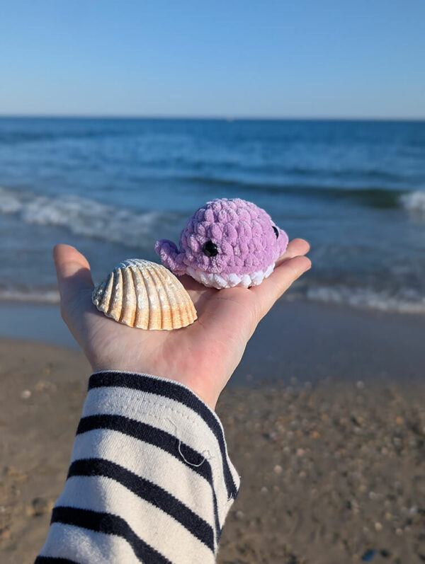 peluche baleine fait à la main au crochet